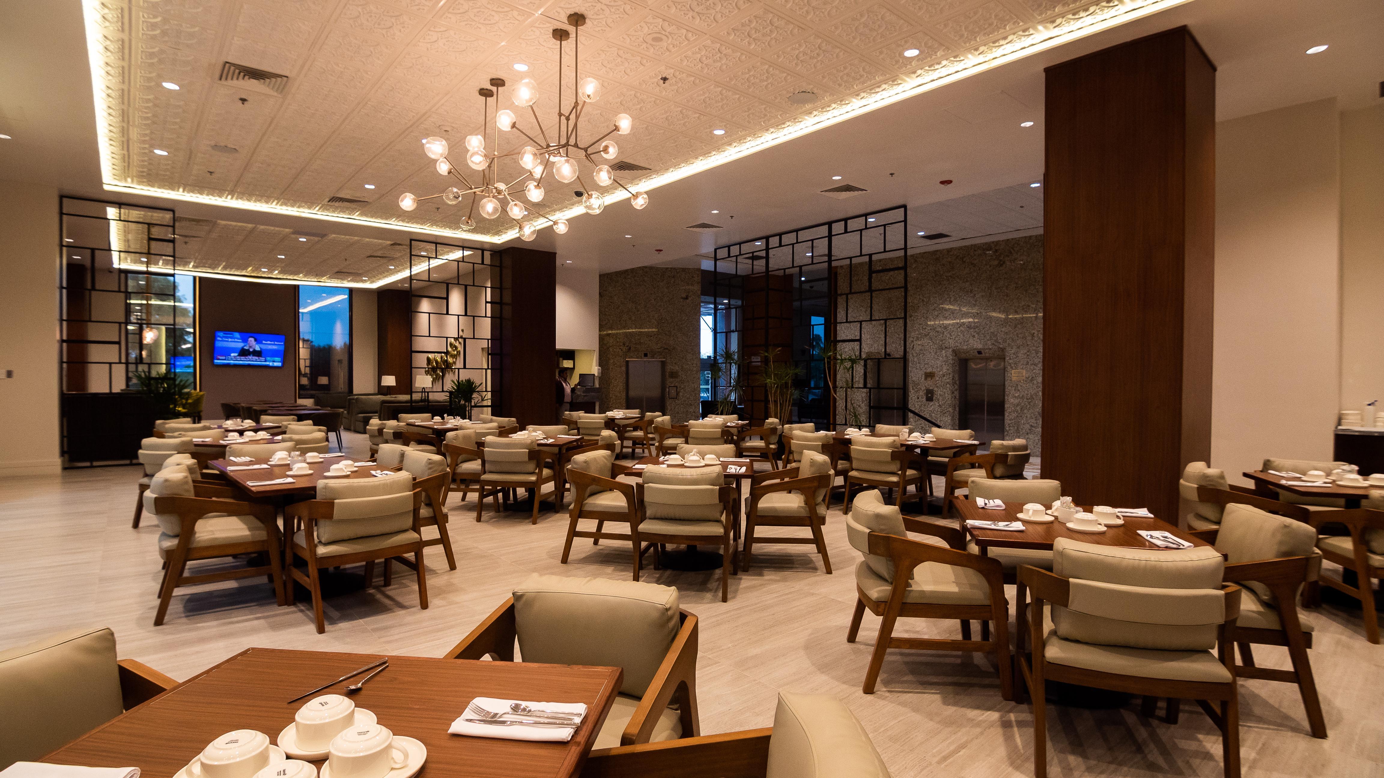 Best Western PLUS Nuevo Laredo Inn&Suites Exterior foto